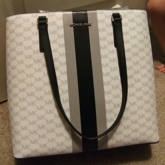 Michael Kors Handbags - NWT Michael Kors Center Stripe Morgan Lg Tote